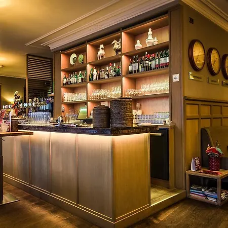 De Limbourg Hotel