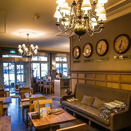Hotel De Limbourg 3*