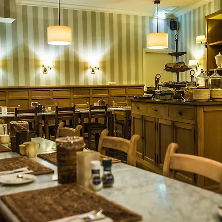 De Limbourg Hotel 3*